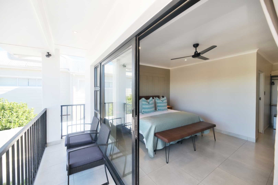 9 Bedroom Property for Sale in Westcliff Western Cape